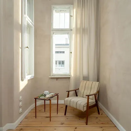 Spacious Family With Balcony Near Mtp By Renters Познань