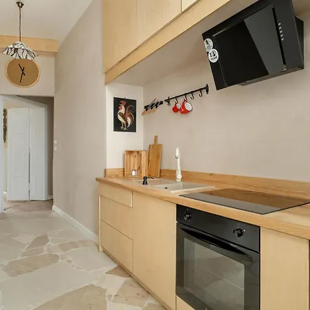 Spacious Family With Balcony Near Mtp By Renters Апартаменты