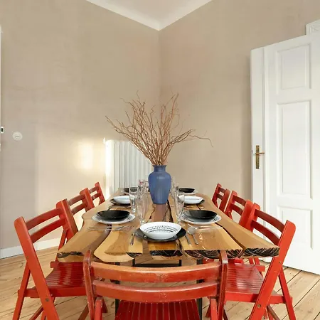 Apartment Spacious Family With Balcony Near Mtp By Renters
